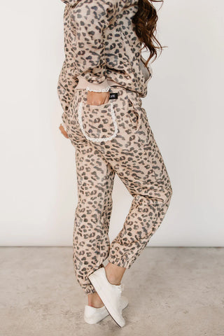 *Ampersand Ave* Comfort Zone Joggers - Leopard Lace
