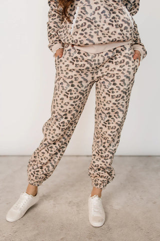 *Ampersand Ave* Comfort Zone Joggers - Leopard Lace